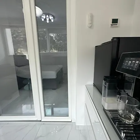 Galaxy - Futuristic Apartmán Split