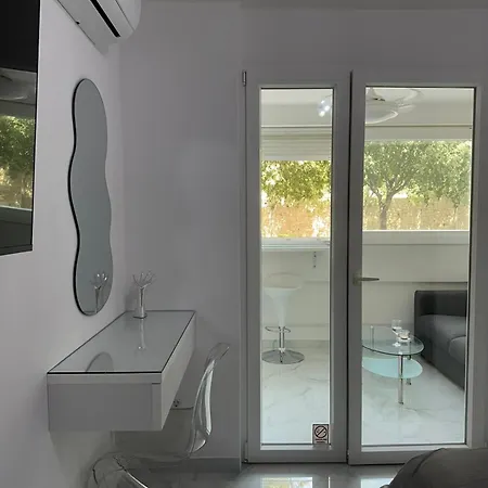 Galaxy - Futuristic Apartment