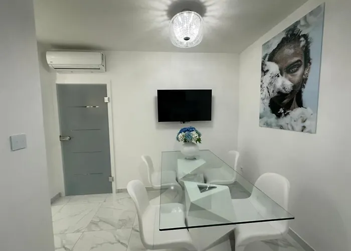 Galaxy - Futuristic Apartmán Split